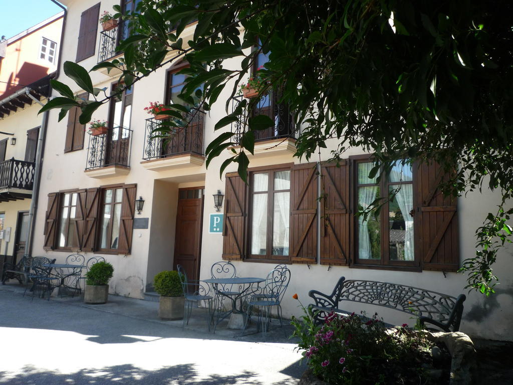 Hotel Casa Es Neres Les Exterior foto