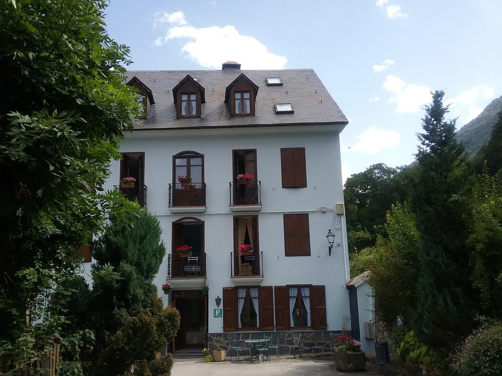 Hotel Casa Es Neres Les Exterior foto