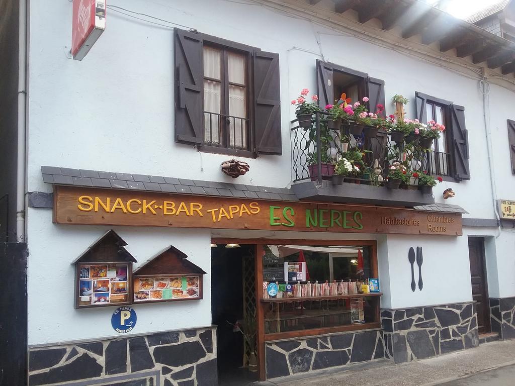 Hotel Casa Es Neres Les Exterior foto